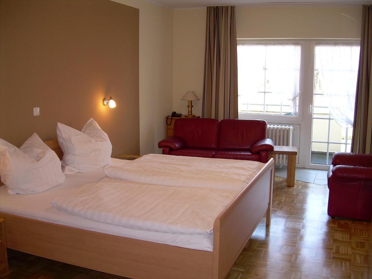 Hotel-Restaurant Saelzerhof Salzkotten Esterno foto